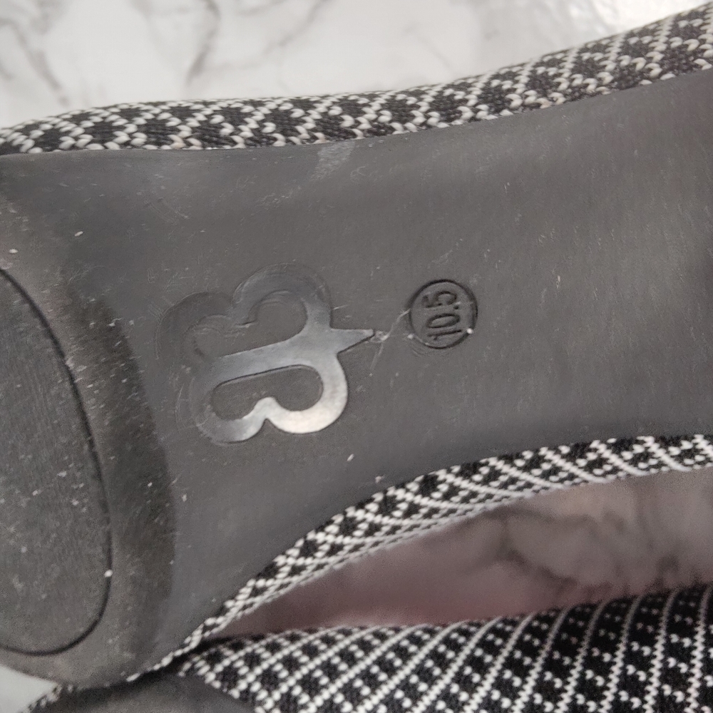 Betabrand Starter Block Heel Size 10.5 - Picture 8 of 11